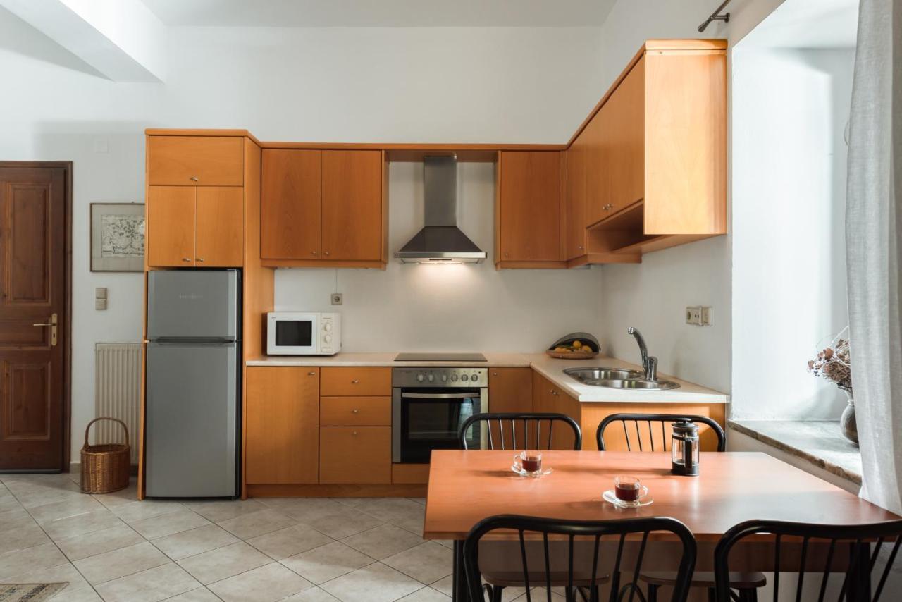 Aura Traditional Apartment Prines  Bagian luar foto