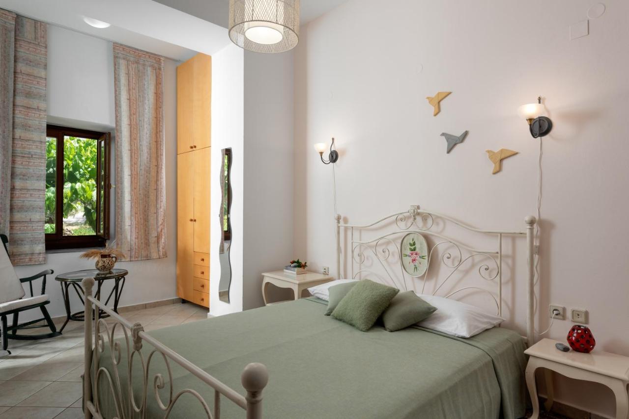 Aura Traditional Apartment Prines  Bagian luar foto